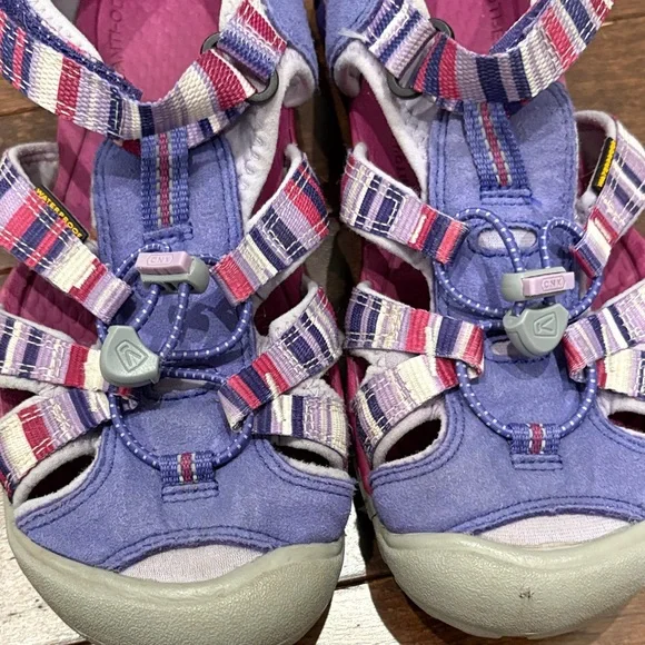 Keen Newport H2 Hiking Outdoor Waterproof Hook Loop Purple Kids 5 - Picture 10 of 11